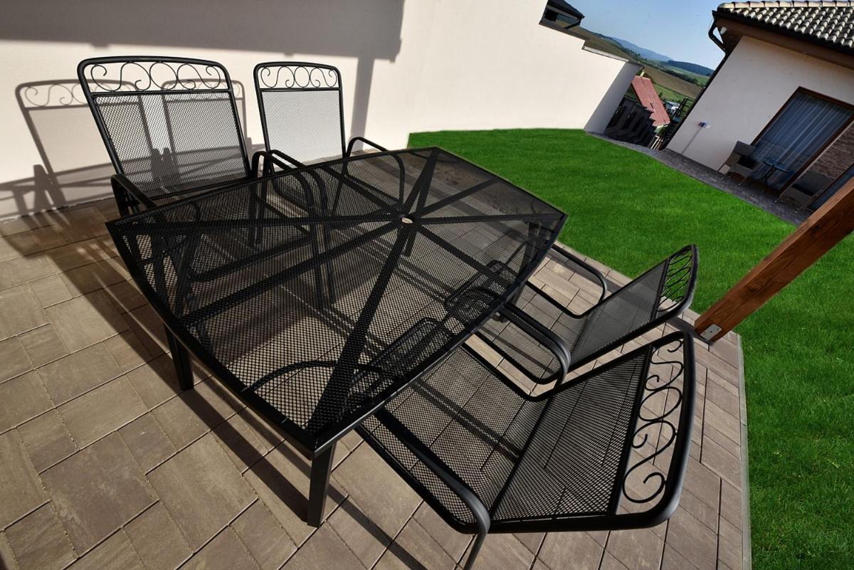 Apartmany Virbo Vrbov Exteriör bild